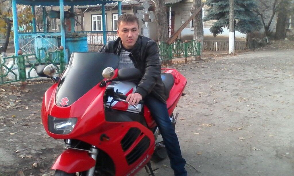  5753946  Alexei, 31 ,    Settimo Torinese