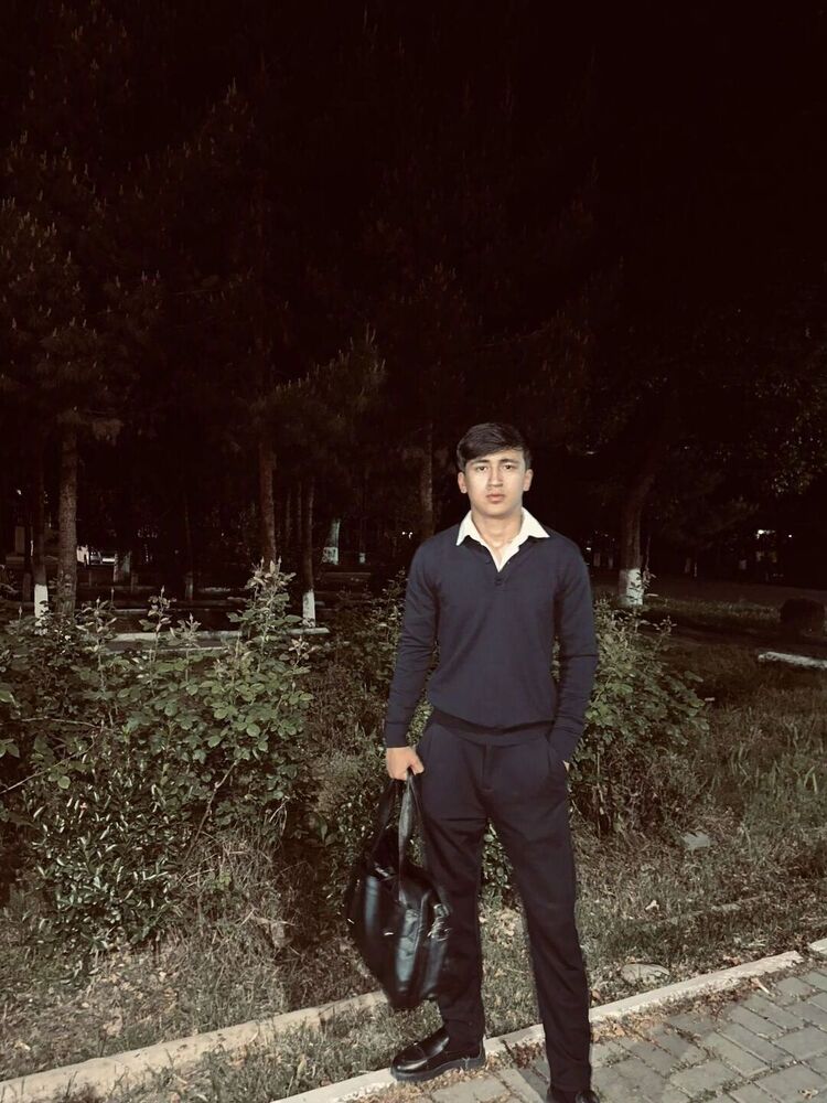  51301936  Omad, 22 ,    Soho