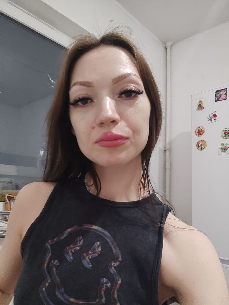  ,   Anastasia, 27 ,     , c 