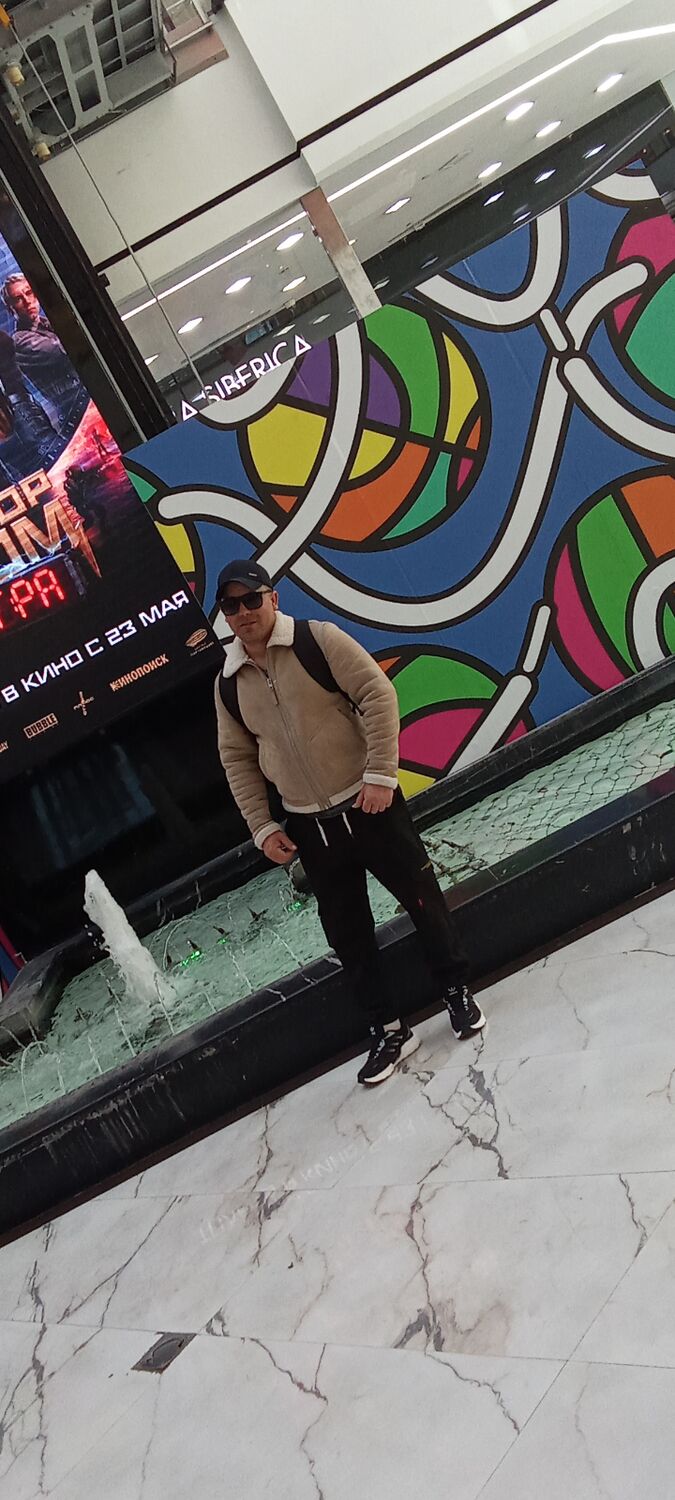  ,   Yulian, 35 ,   ,   
