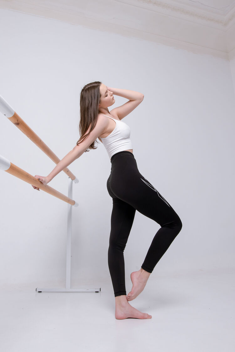  38537786  , 23 ,    -