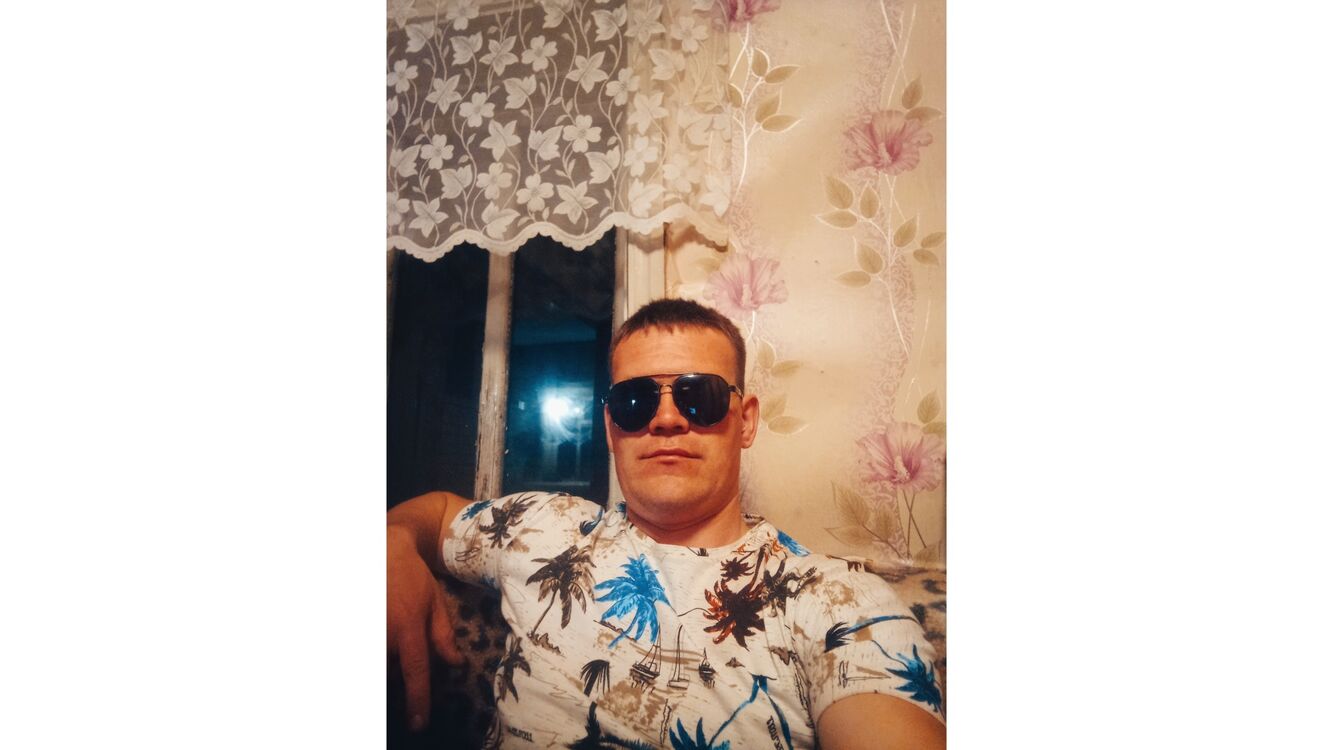  ,   Valik, 28 ,   c 