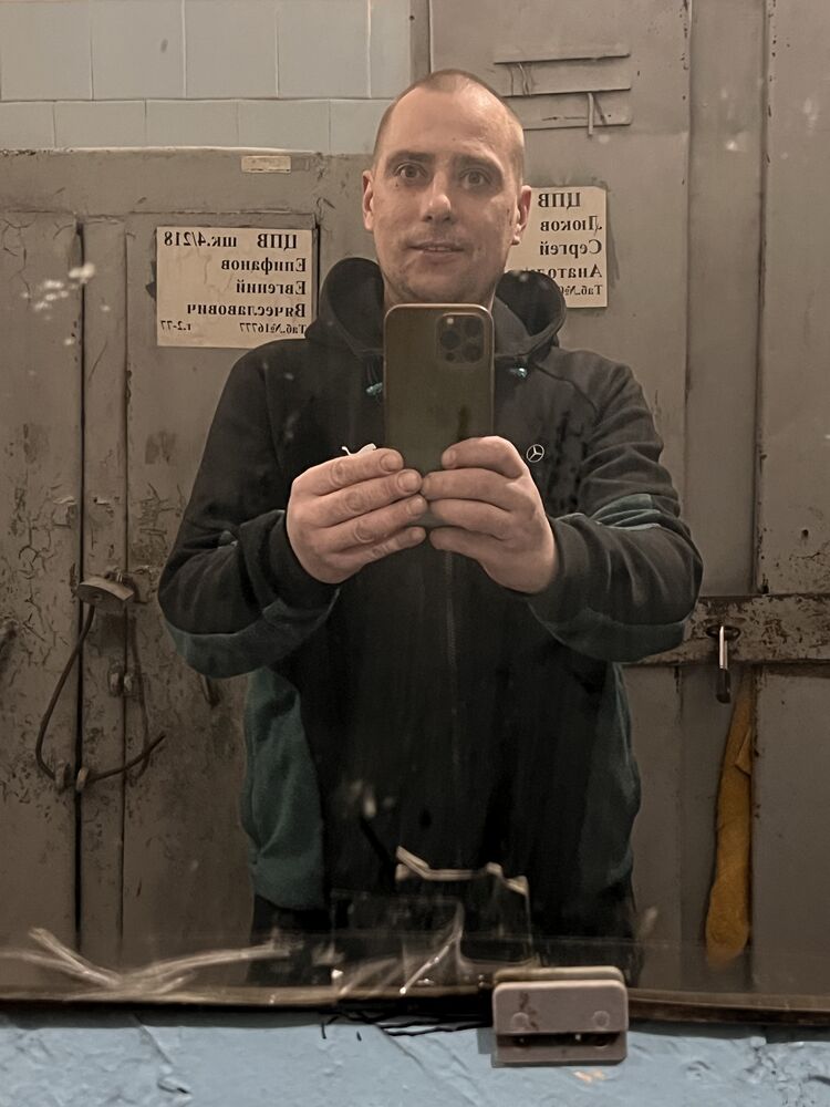  48856356  , 37 ,    