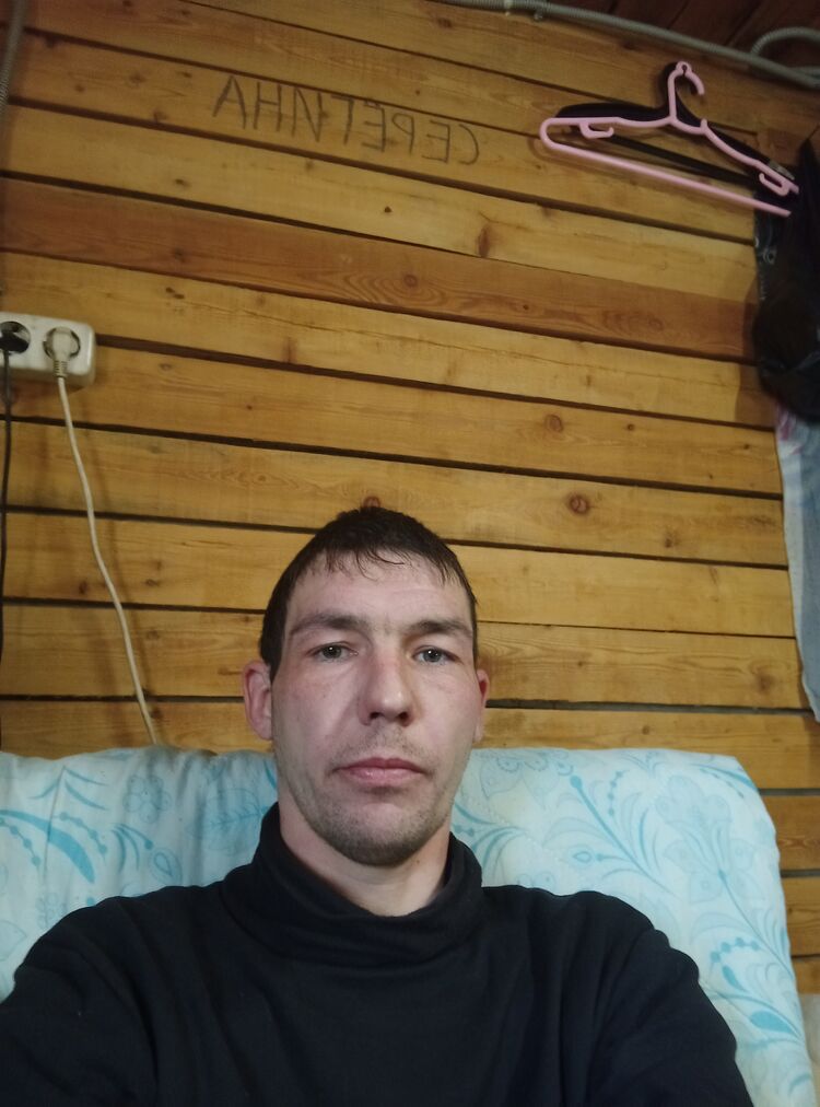  48710156  , 35 ,    