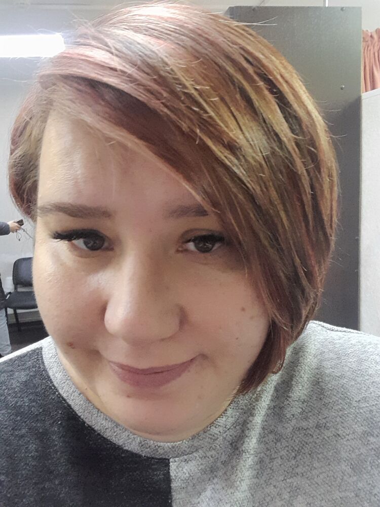  ,   Elena, 38 ,   c 