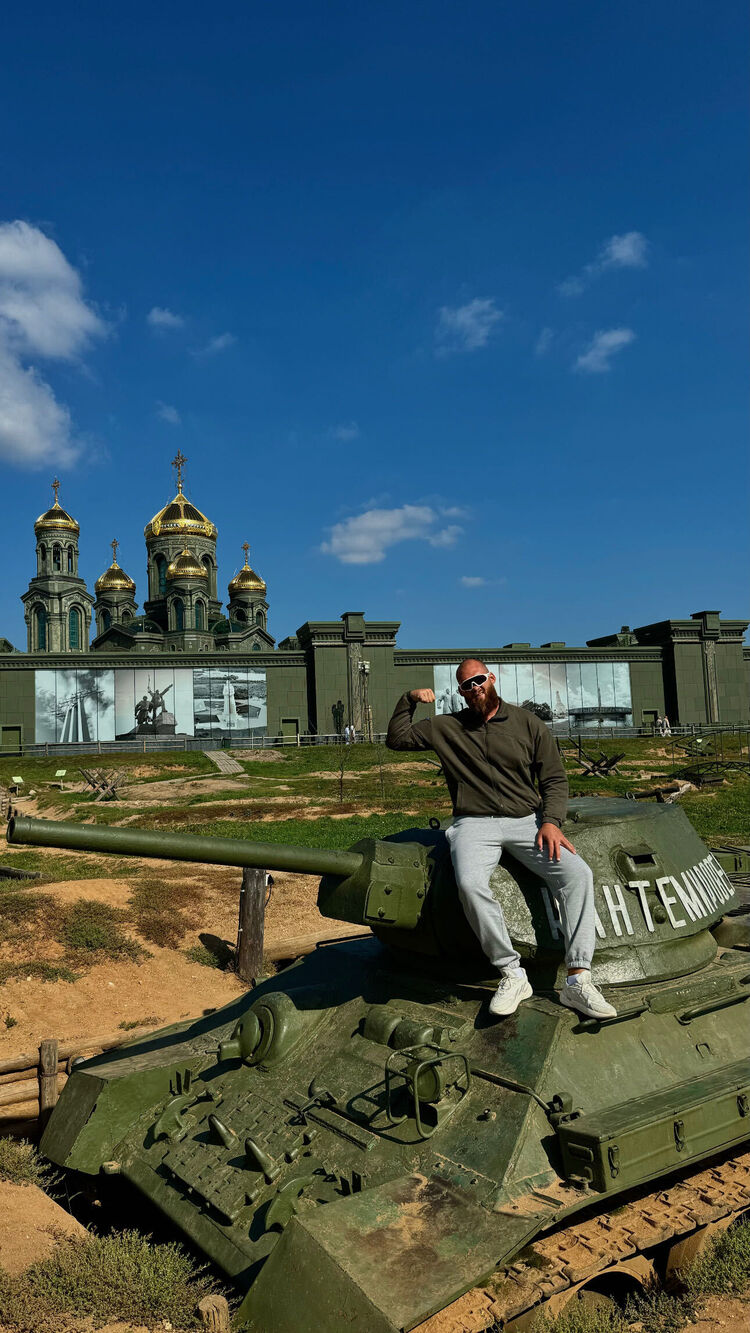  54493376  , 27 ,    Goddard