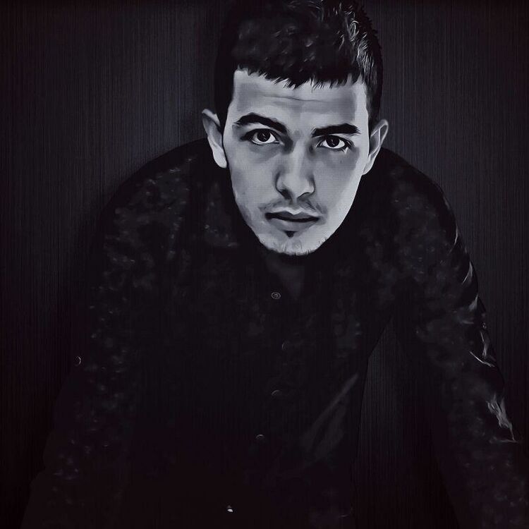  ,   LiL, 32 ,   