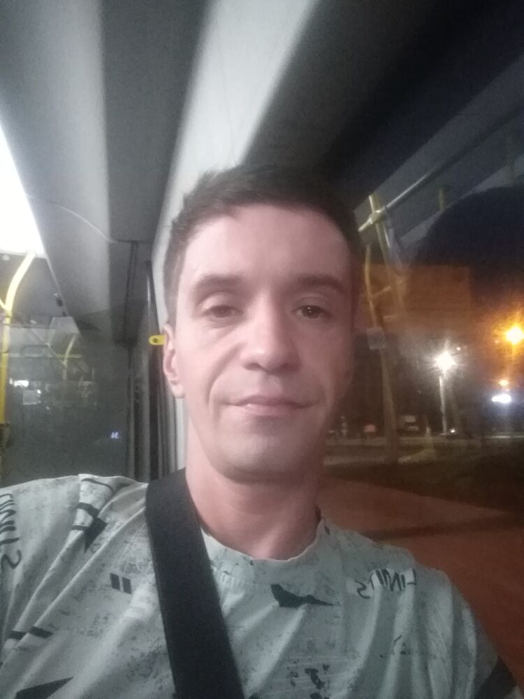  ,   Yunes, 38 ,   ,   