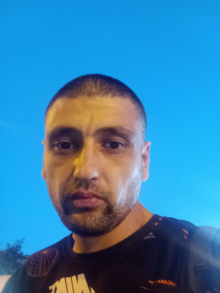  28857796  , 35 ,    