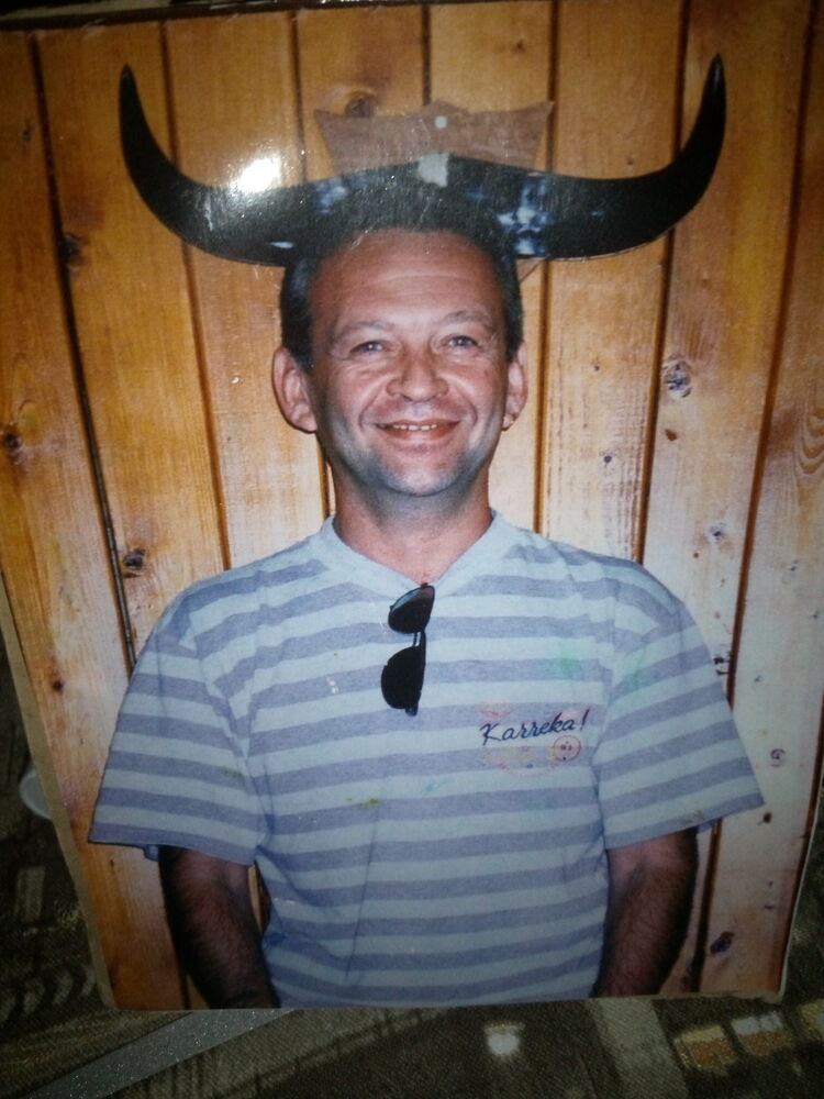  24745606  Alexandr, 68 ,    