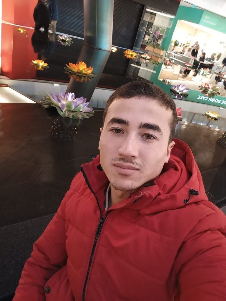  33696316  , 25 ,    
