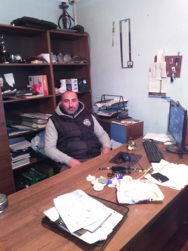  9174346  Artur, 49 ,    -