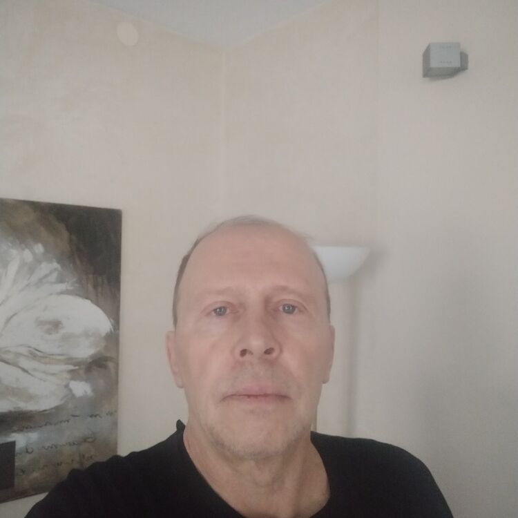  51252656  , 58 ,    