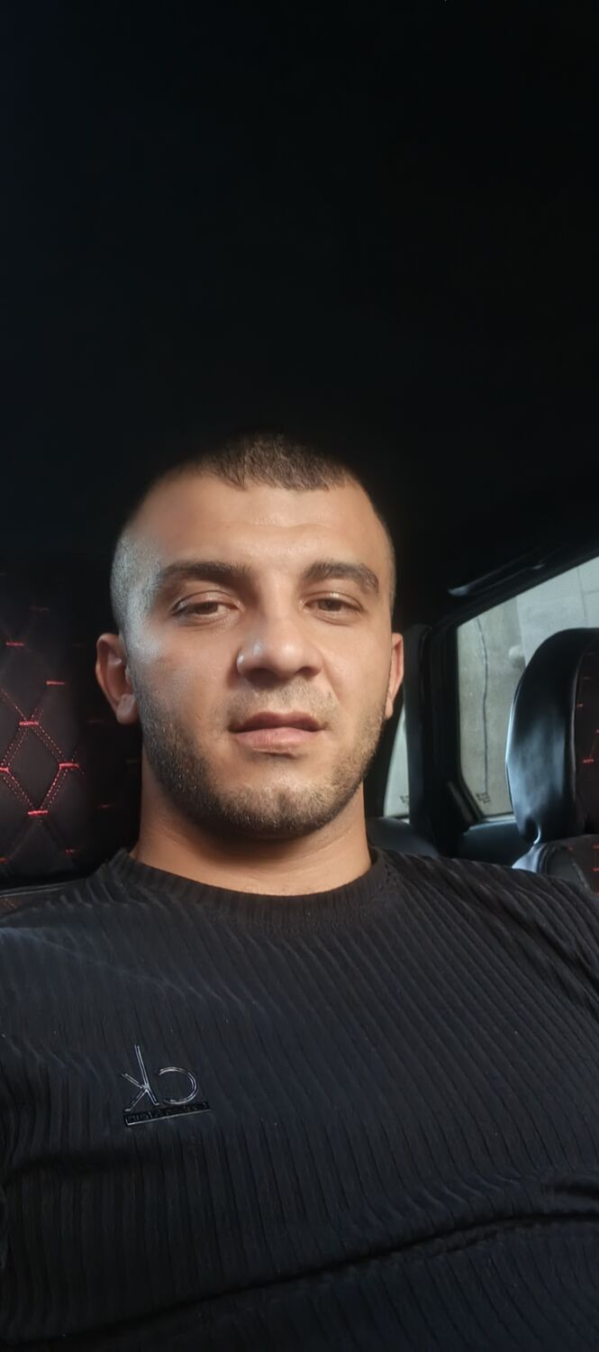  53644316  Ibragim, 30 ,    