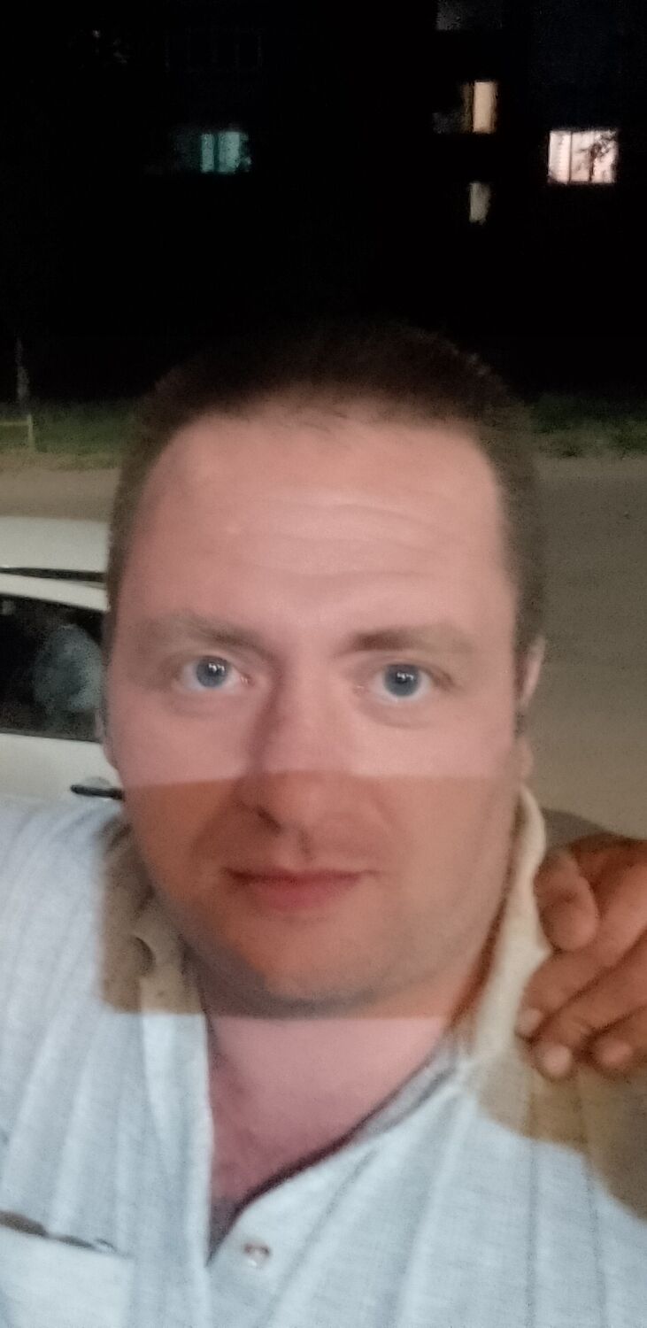  ,   Anton, 46 ,   ,   