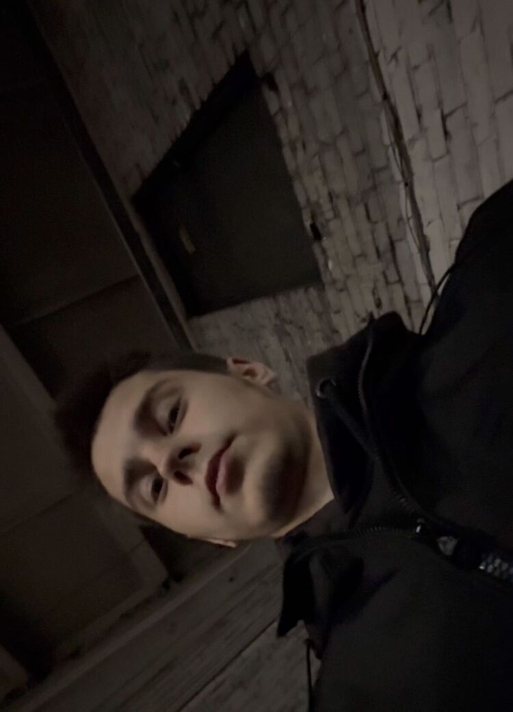  54379426  , 21 ,    -