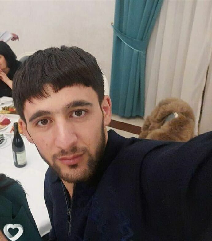  36911086  Vach, 28 ,    -