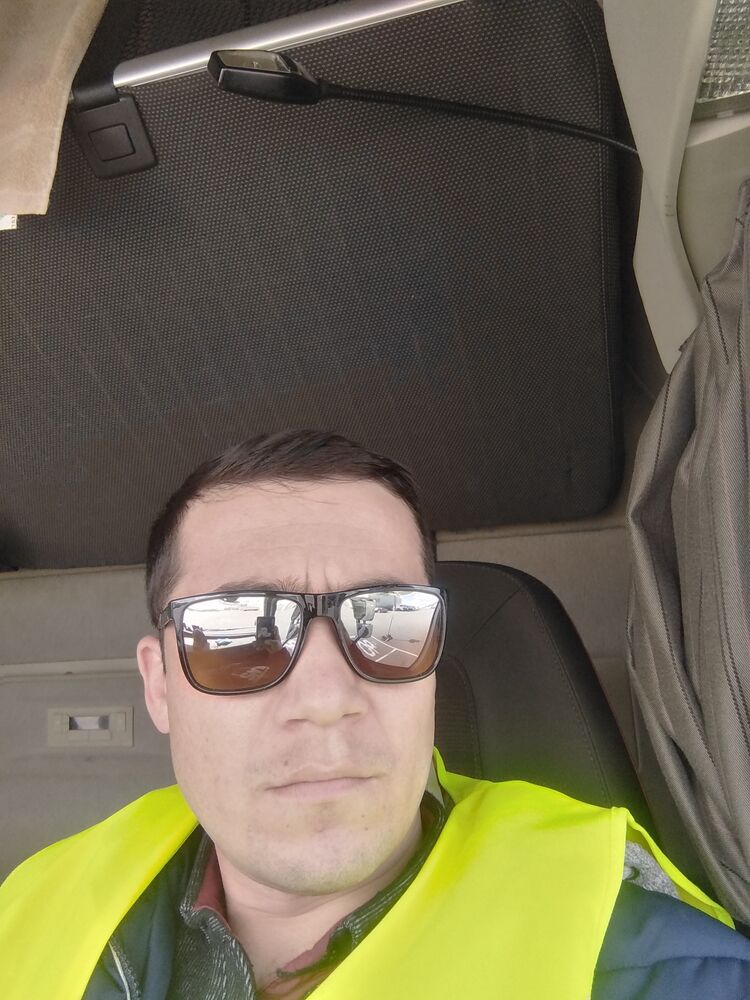 22860026  Soli, 35 ,    