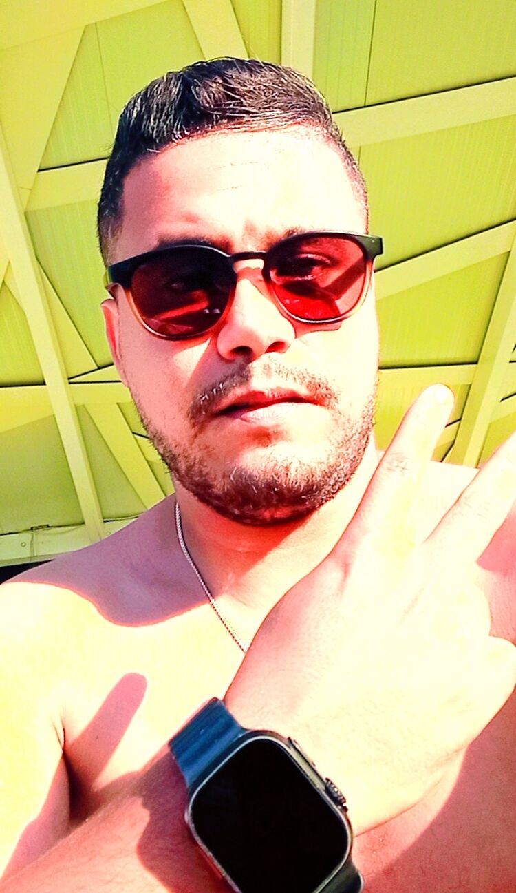  48854866  Kamel, 29 ,    Lennon