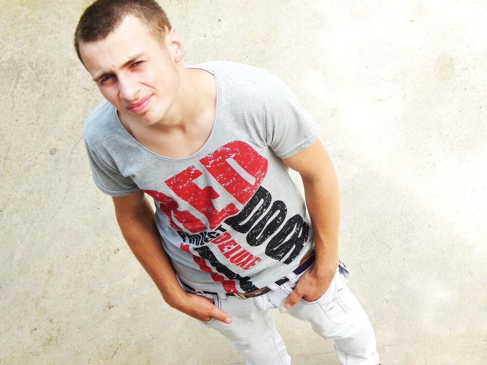  ,   Guka, 30 ,   ,   , c 