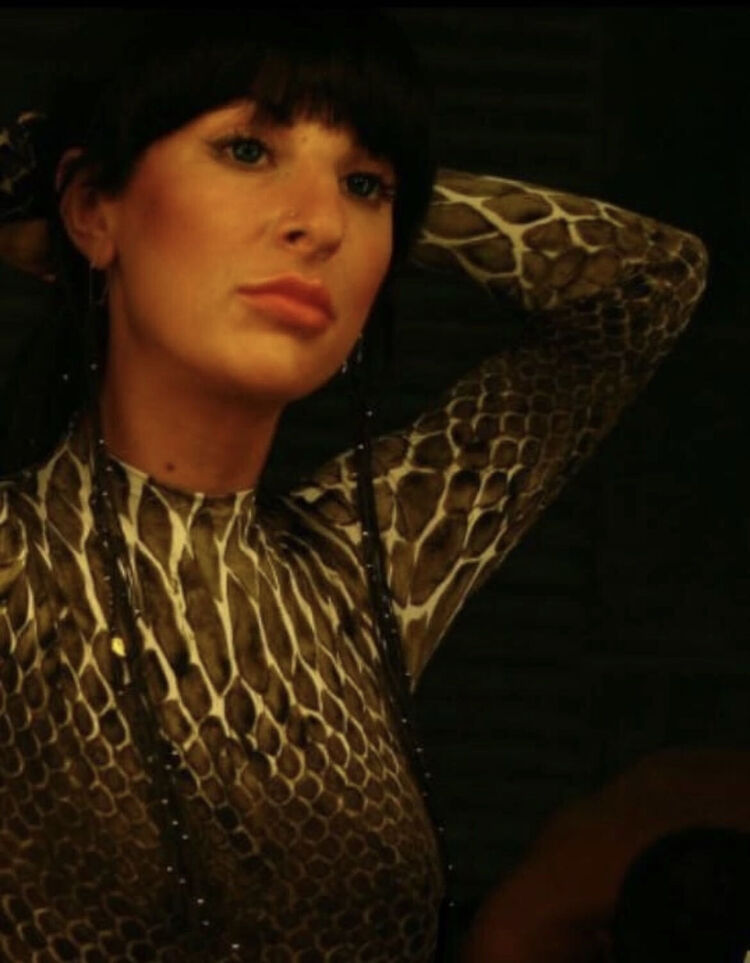  36257666  Svetlana, 34 ,    