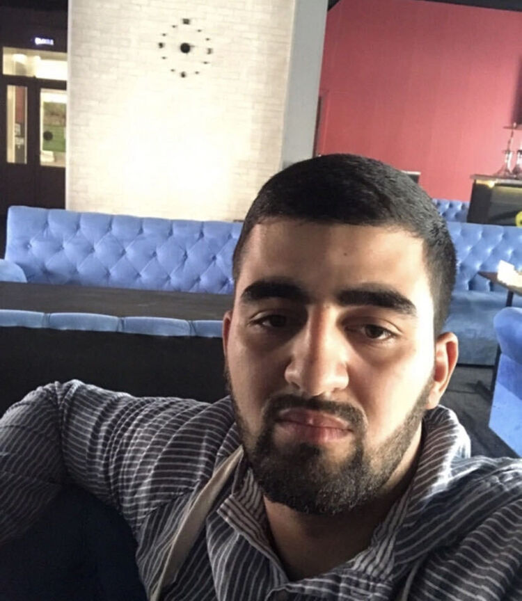  30727346  Salim, 29 ,    