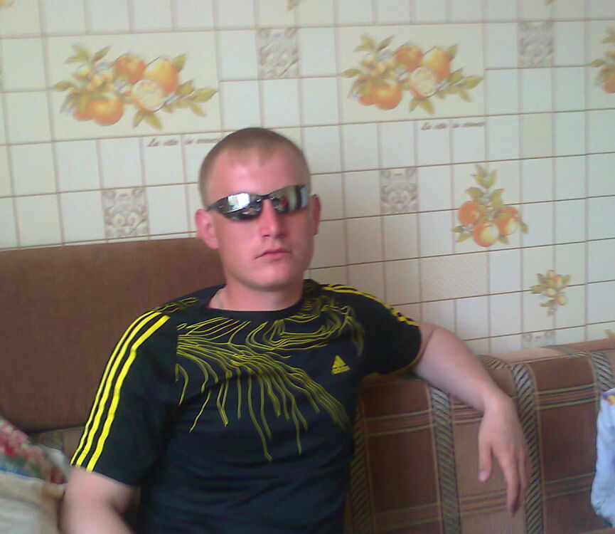  8370166  , 35 ,    -