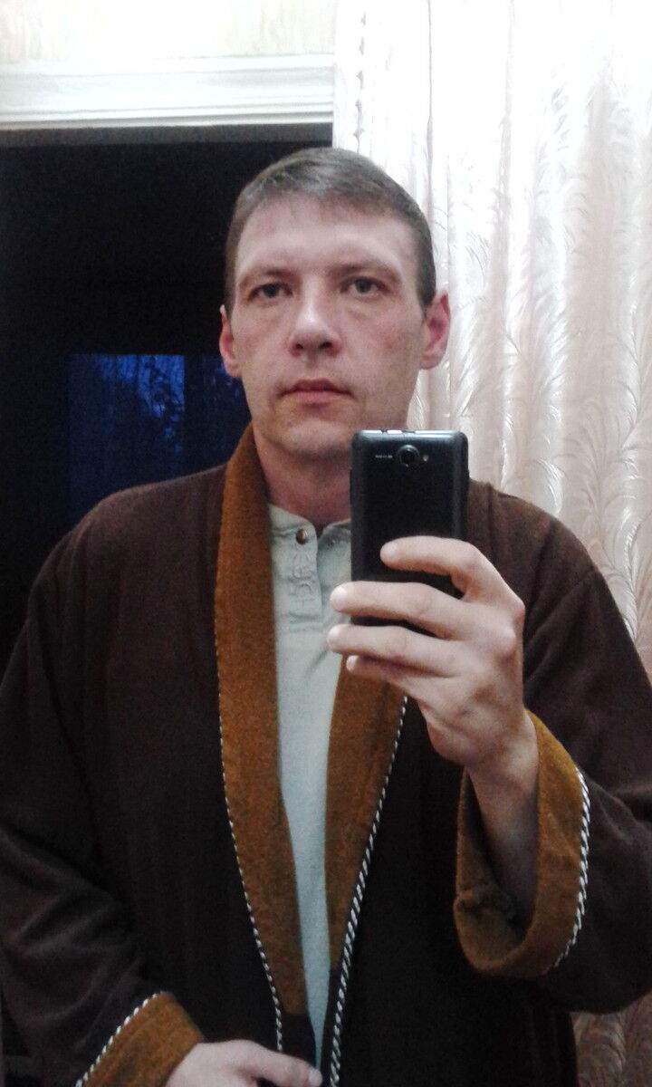  --,   , 44 ,   