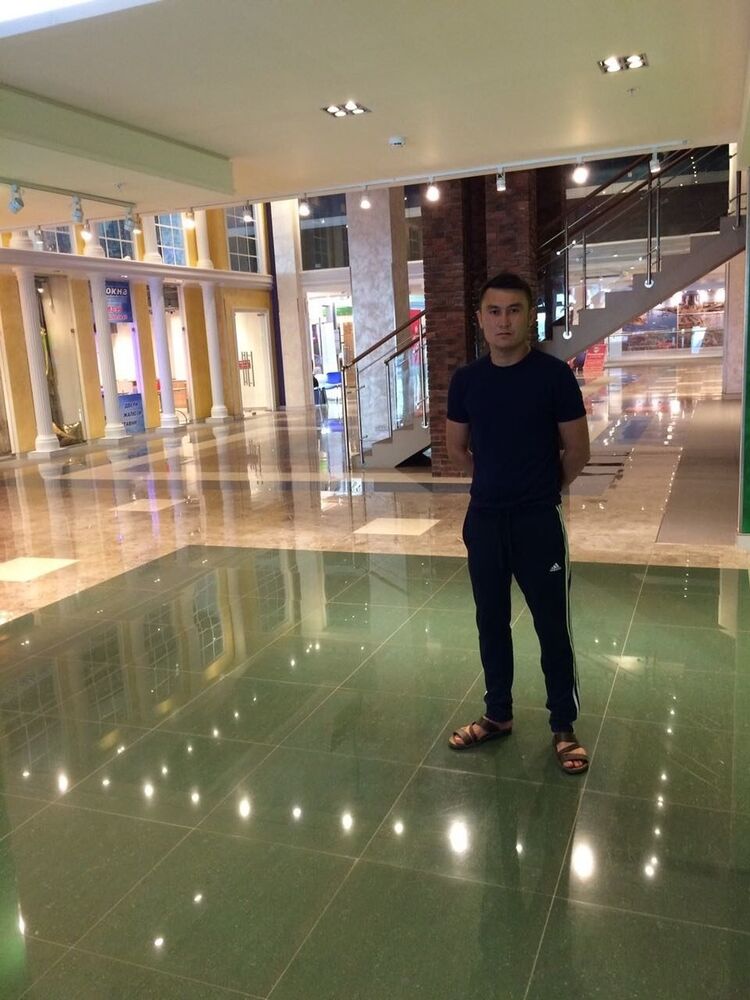  15641946  Ali, 37 ,    