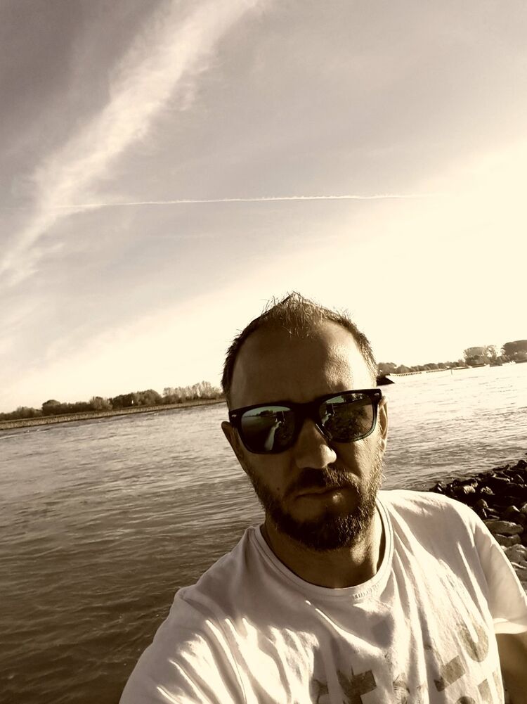  Duisburg,   DL, 44 ,  