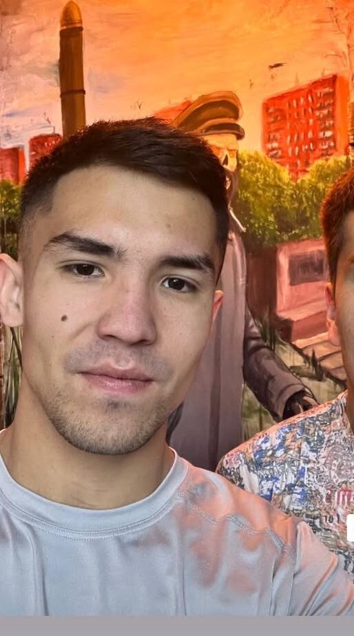  52344496  Khasan, 24 ,    