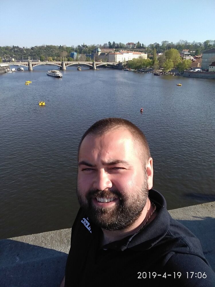  16119206  Vova, 38 ,    Praha
