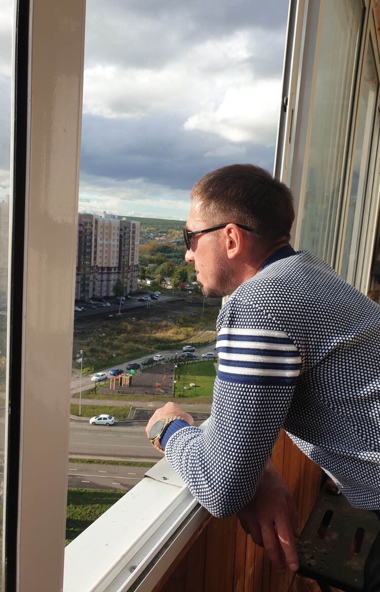  35674396  Dmitriy, 43 ,    