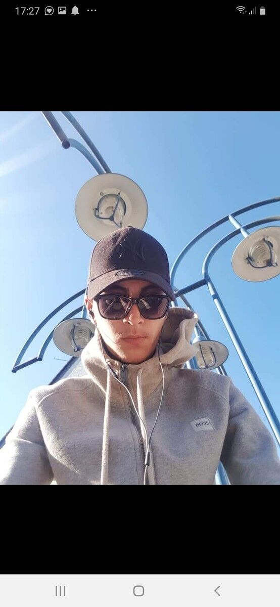  18596276  Emzar, 28 ,    