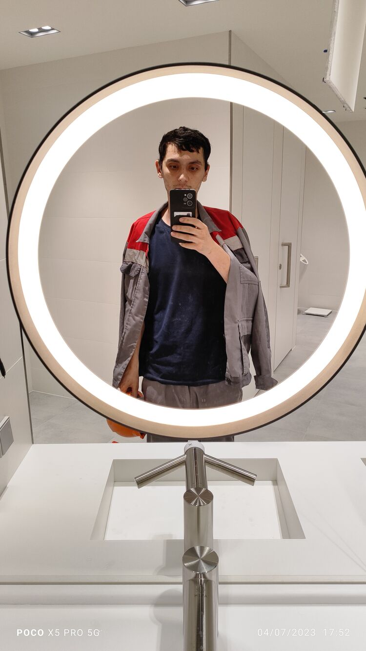  37431286  , 28 ,    -