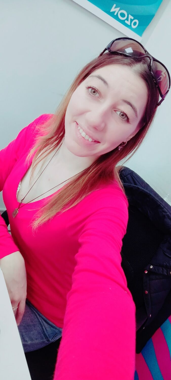  53004796  Nikol, 29 ,    -