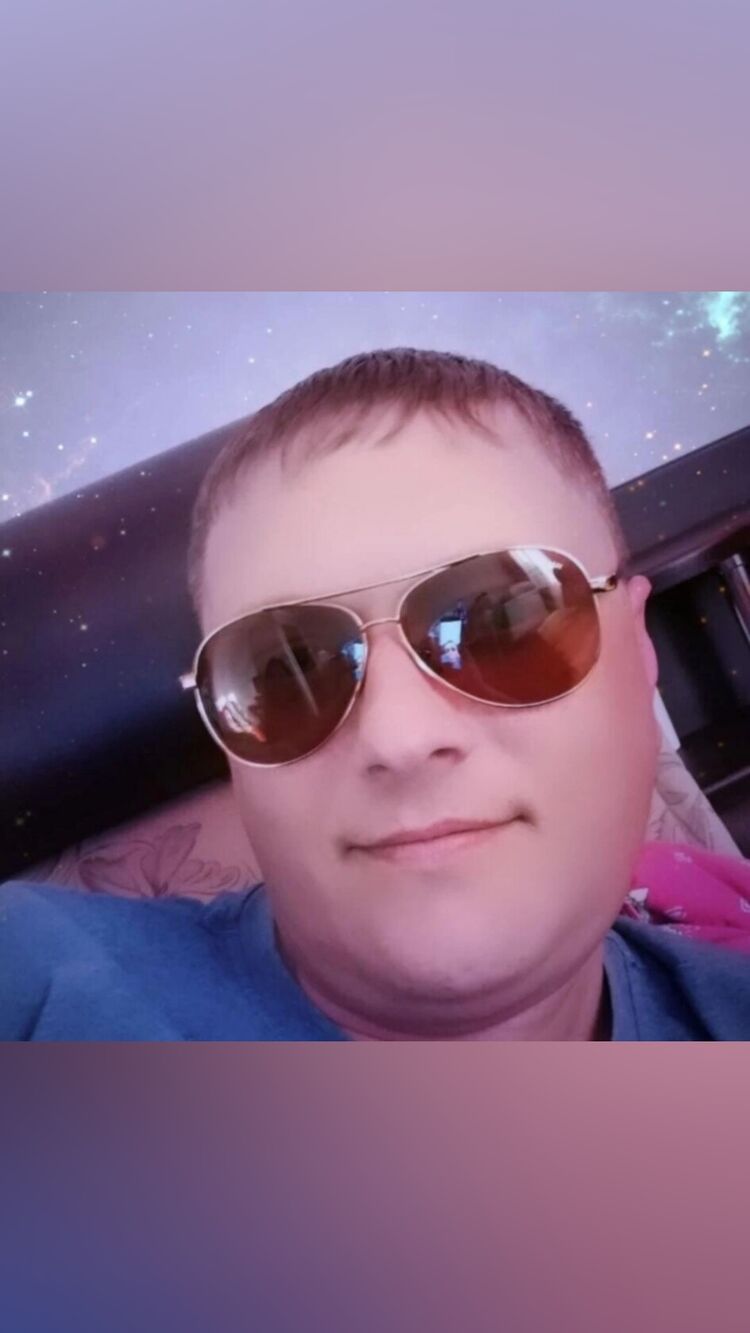  28703806  Kola, 39 ,    