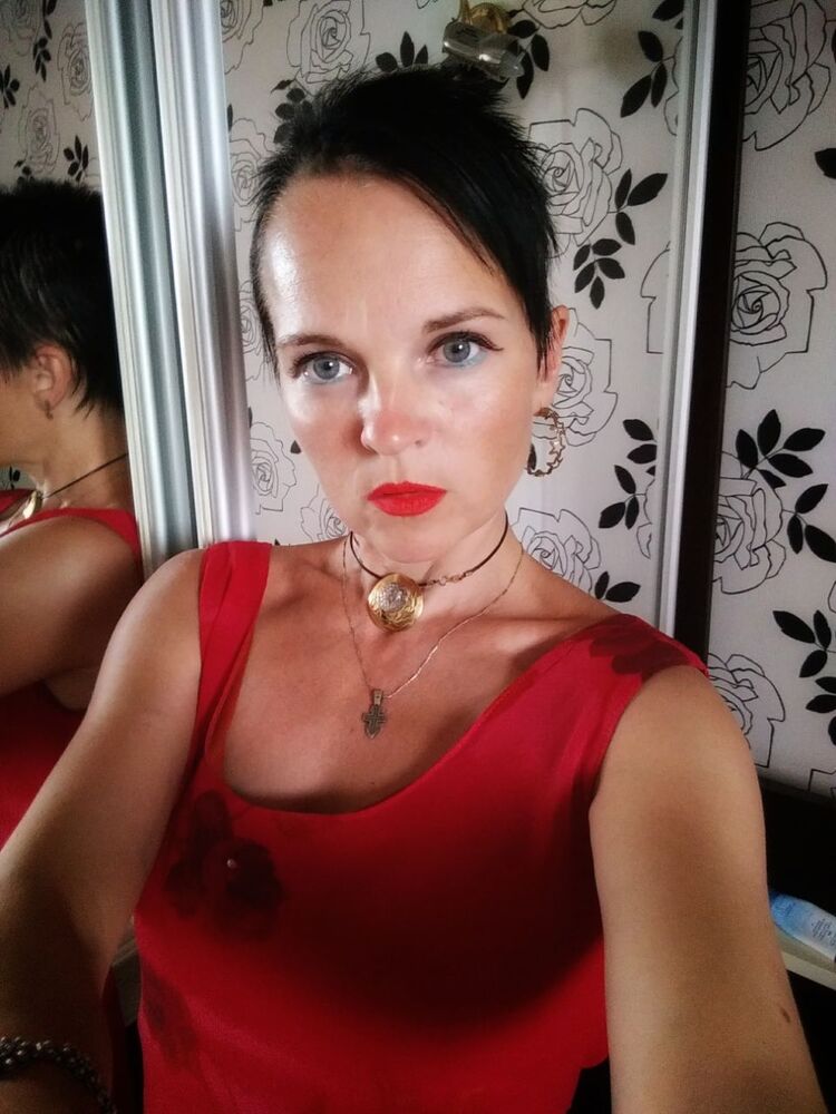  48756836  , 42 ,    