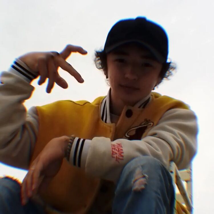  47679346  I can fly, 21 ,    
