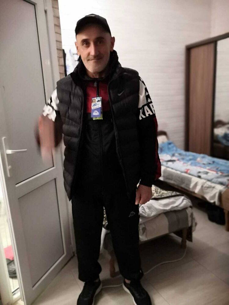  29027566  , 53 ,    