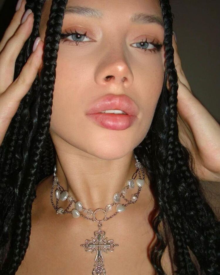  -,   , 28 ,   ,   