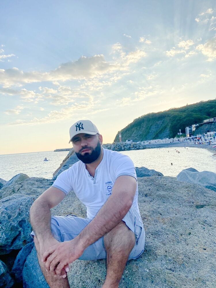   ,   Umedjon, 29 ,   ,   