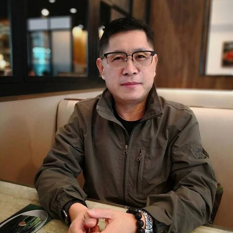  ,   Kim, 56 ,   ,   , c 