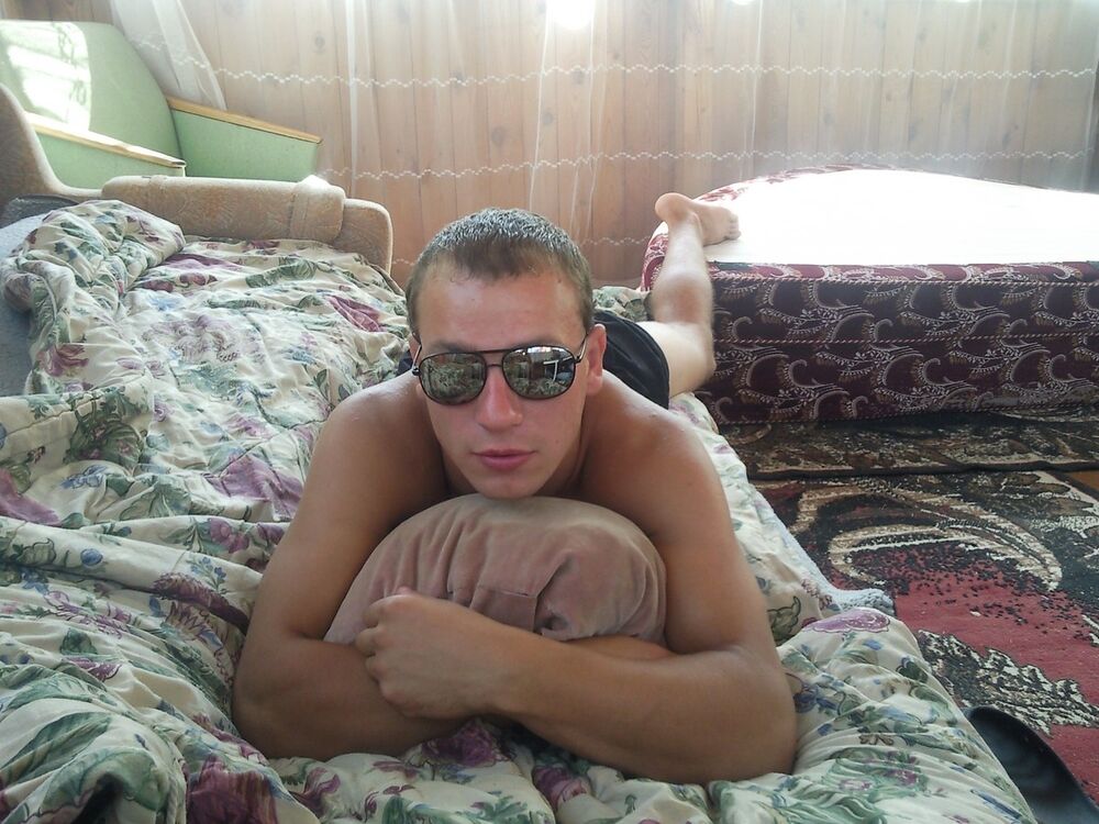 11198196  Sergey, 38 ,     