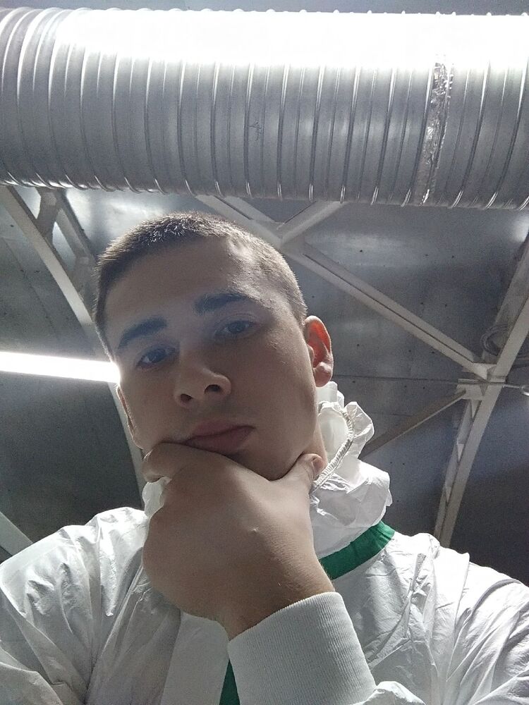  48810676  , 28 ,    