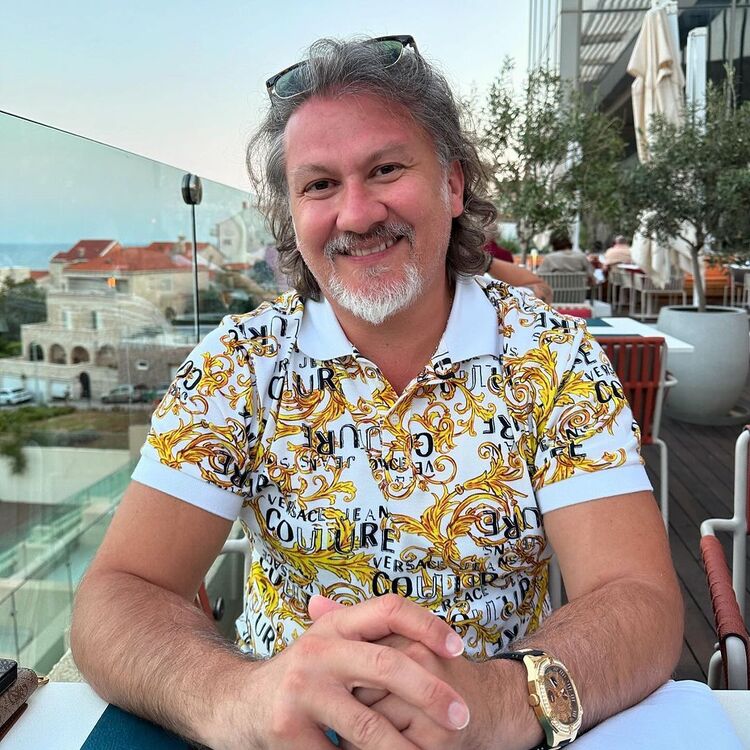 45195566  William, 60 ,    Charenton-Le-Pont