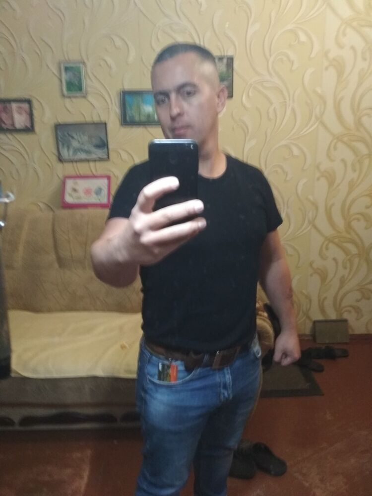  18870076  , 39 ,    
