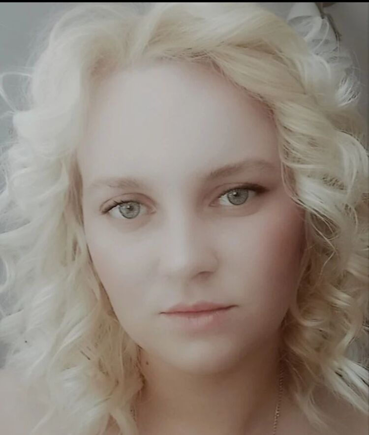  32600266  Yulia, 26 ,    