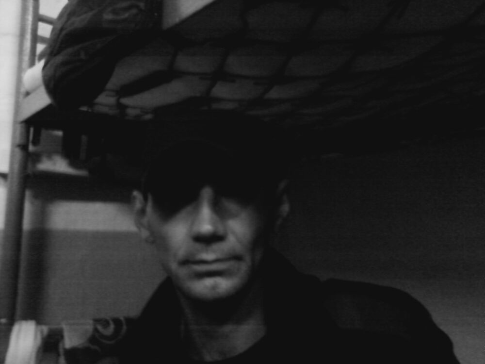  ,   Stas, 42 ,   ,   , c 