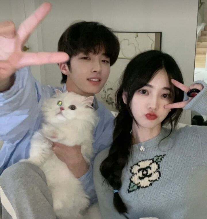  Kyongwon,    , 21 ,   
